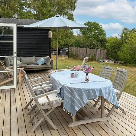 4 Bedroom Stunning In Casa vacanze *