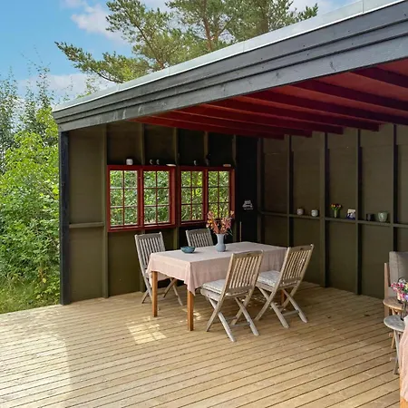 Feriehus 4 Bedroom Stunning In *